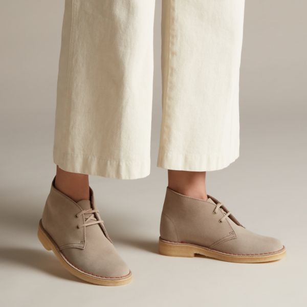 Clarks Womens Desert Boot Ankle Boots Sand Suede | UK-5124789